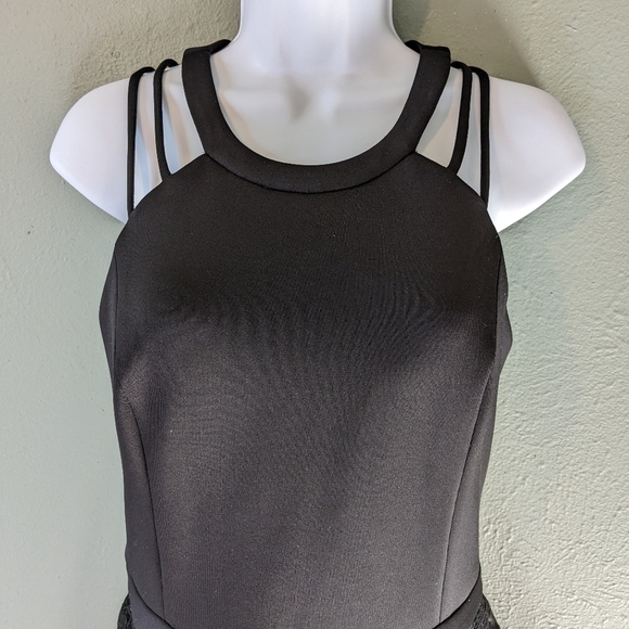 GUESS LA Black Striped Halter Fit-and-Flare Dress Size 8 - Picture 2 of 9